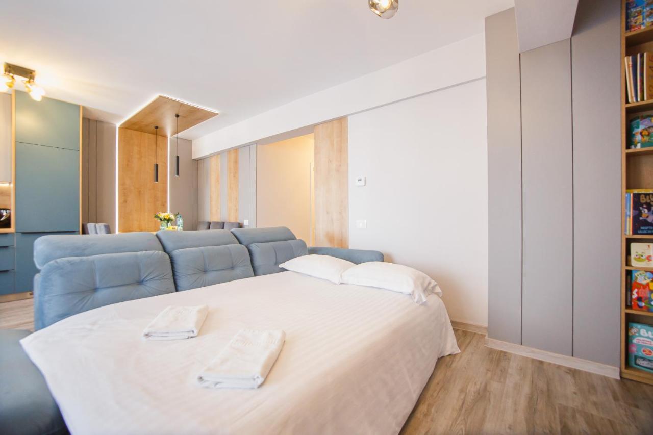 Apartamento Charming Family Haven Oradea Exterior foto