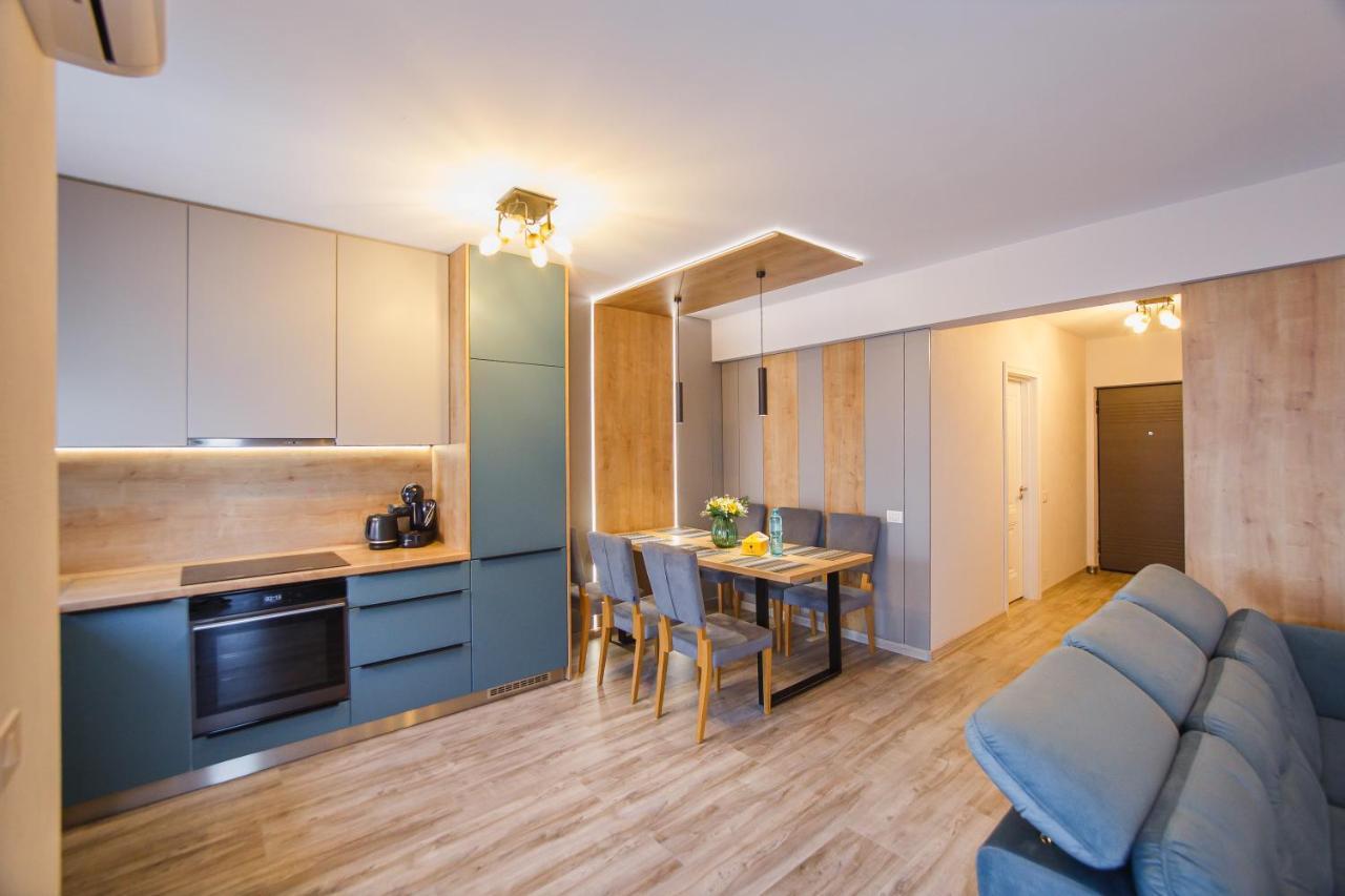 Apartamento Charming Family Haven Oradea Exterior foto