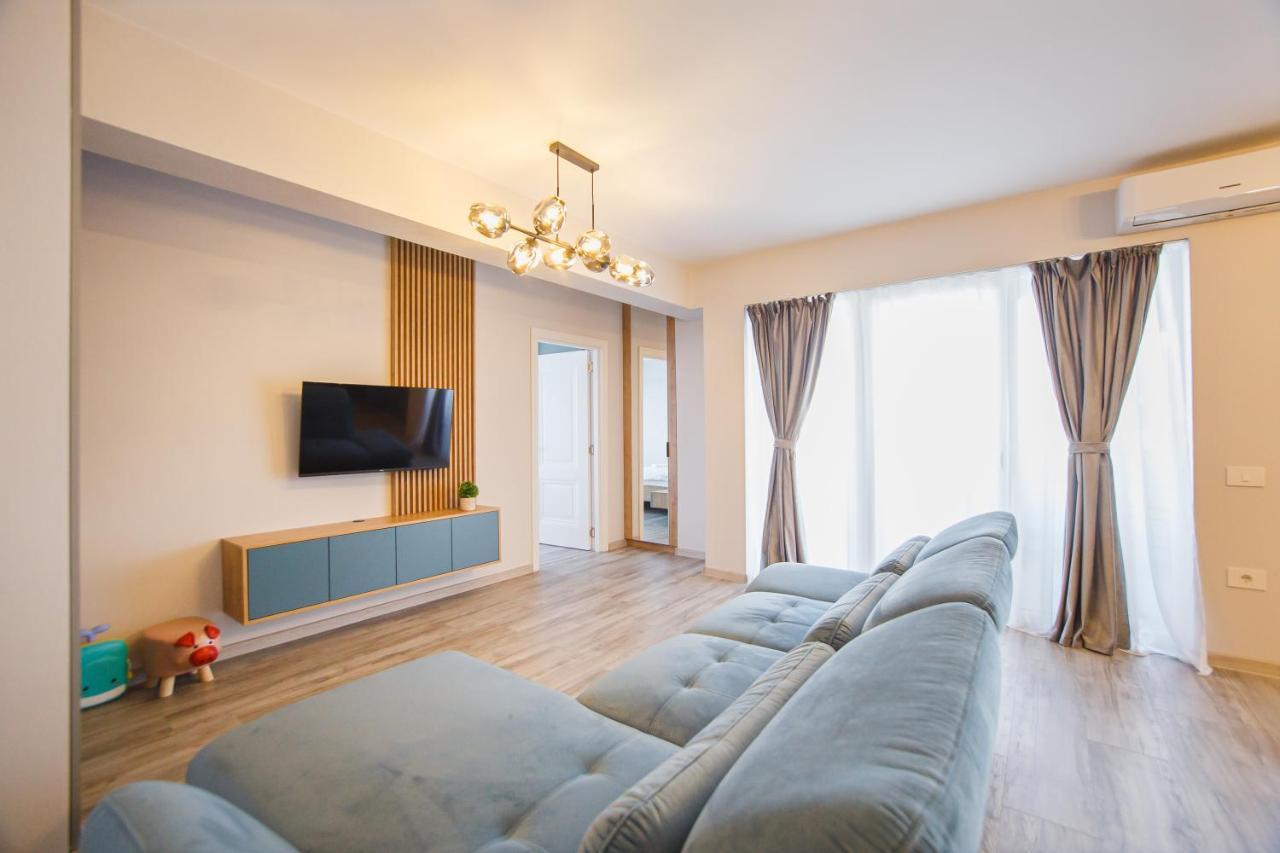 Apartamento Charming Family Haven Oradea Exterior foto